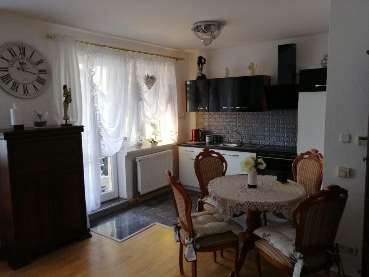 Apartament Paradise ミエンジズドロイェ エクステリア 写真