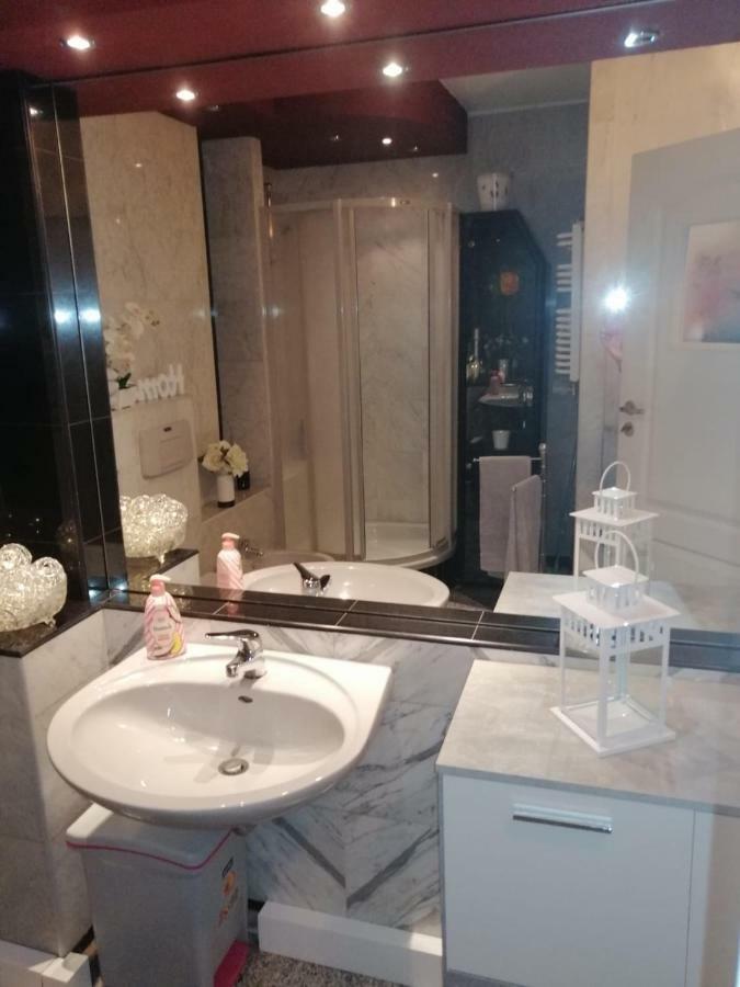 Apartament Paradise ミエンジズドロイェ エクステリア 写真